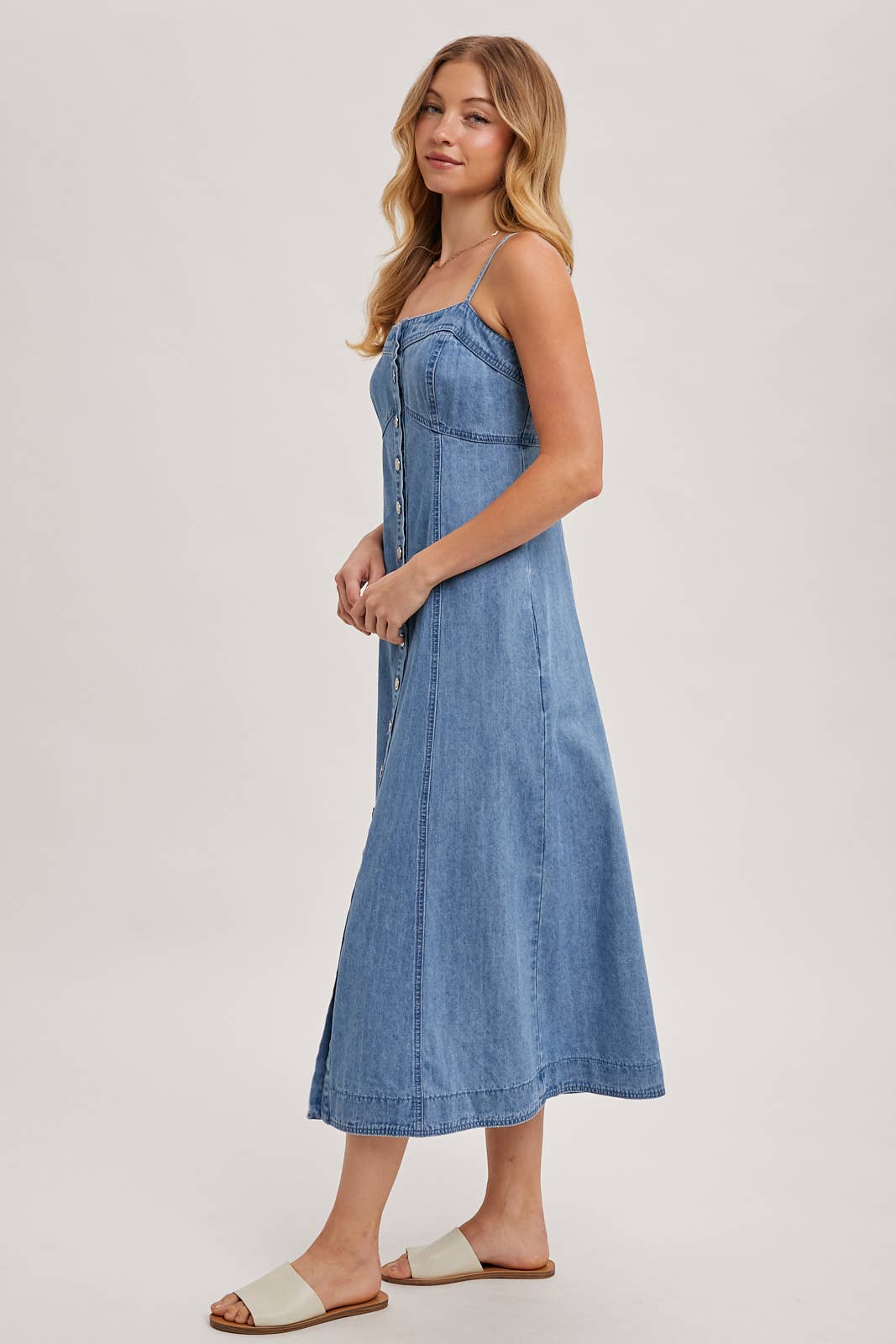 BUTTON DOWN SLEEVELESS DENIM MIDI DRESS