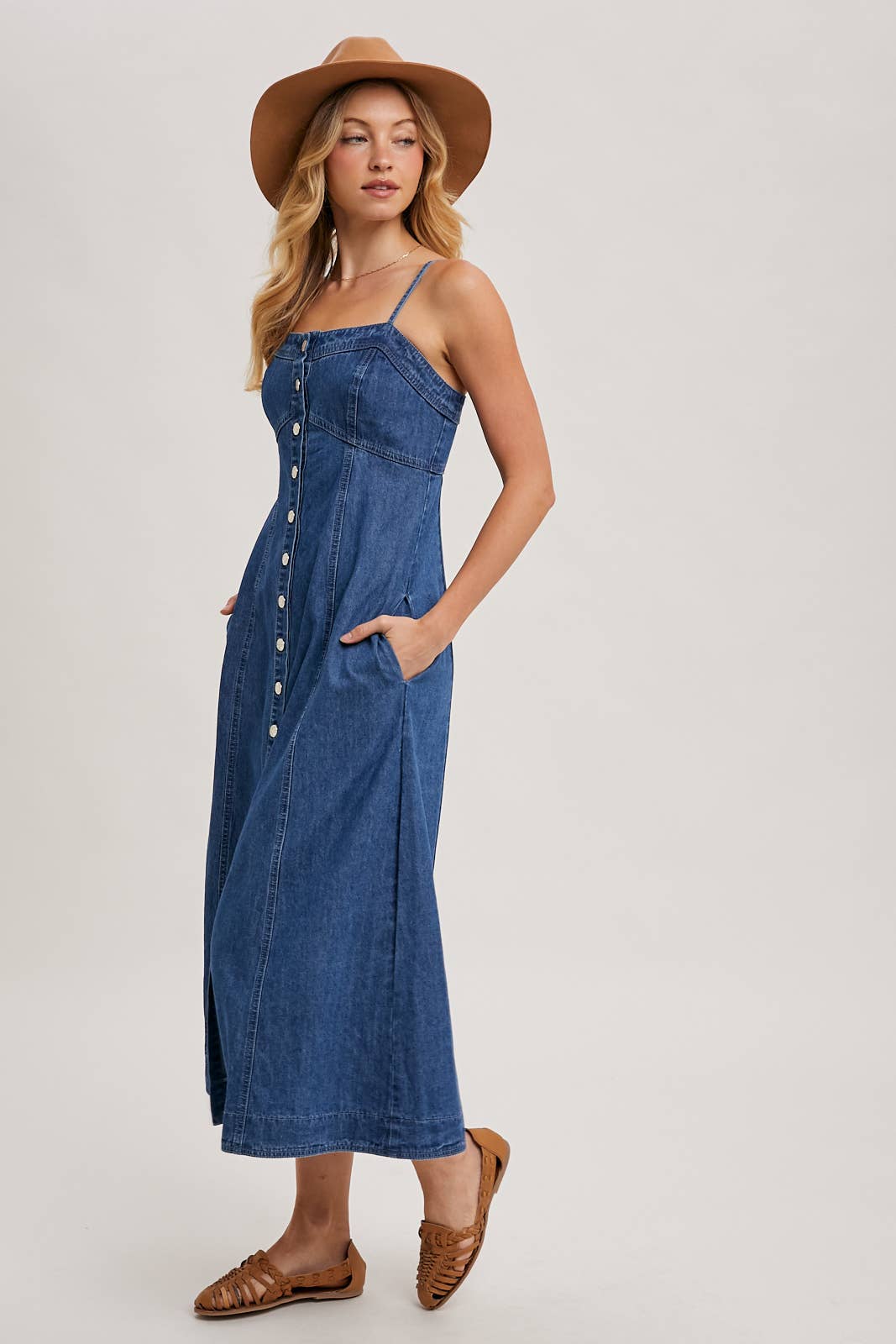 BUTTON DOWN SLEEVELESS DENIM MIDI DRESS