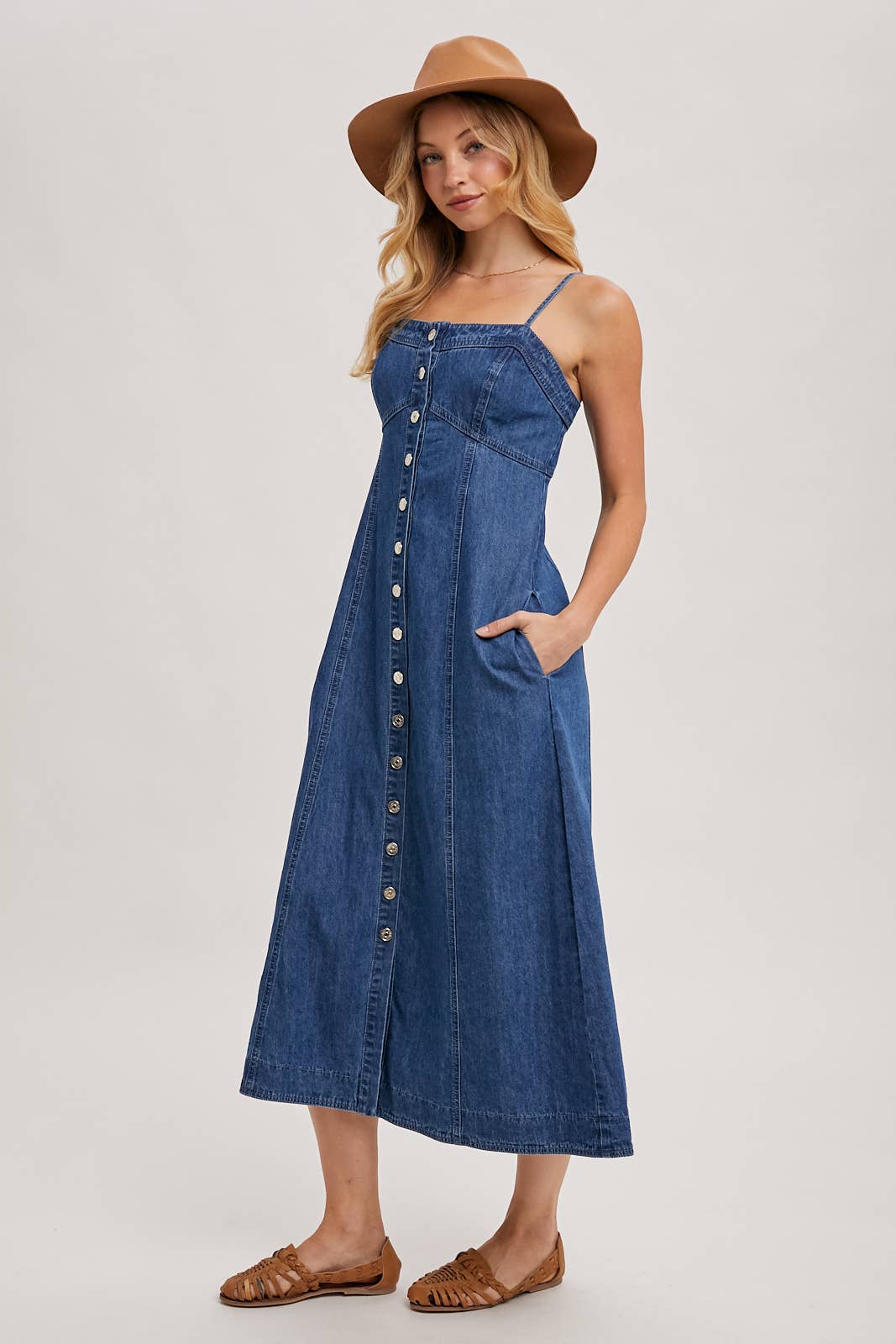 BUTTON DOWN SLEEVELESS DENIM MIDI DRESS