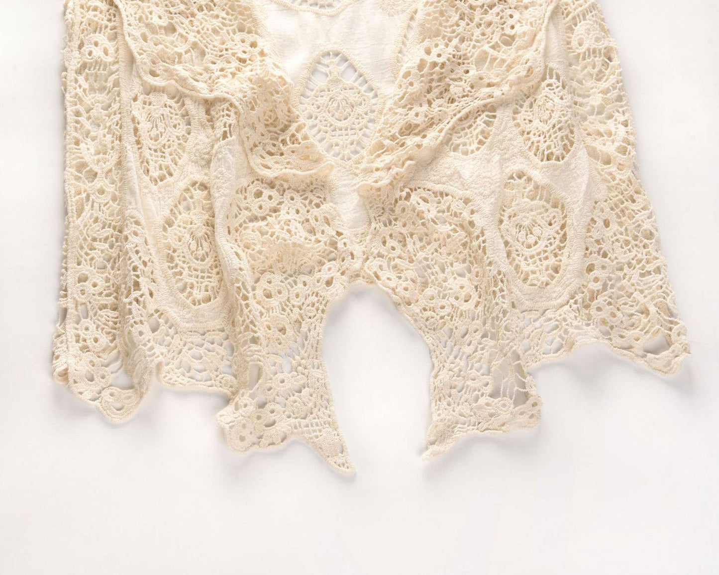 Sleeveless Hollow Jacquard Lace Cardigan