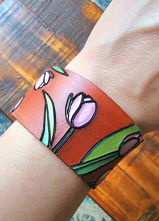 Tulip Leather Cuff