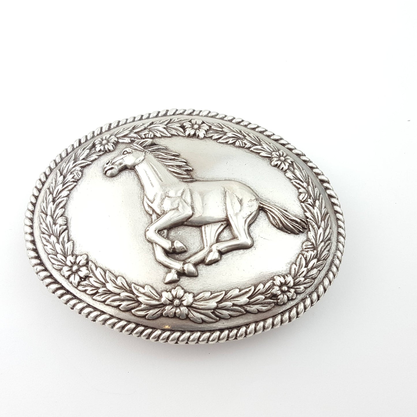Buckle: Western Oval Belt Buckle with Galloping Horse Design